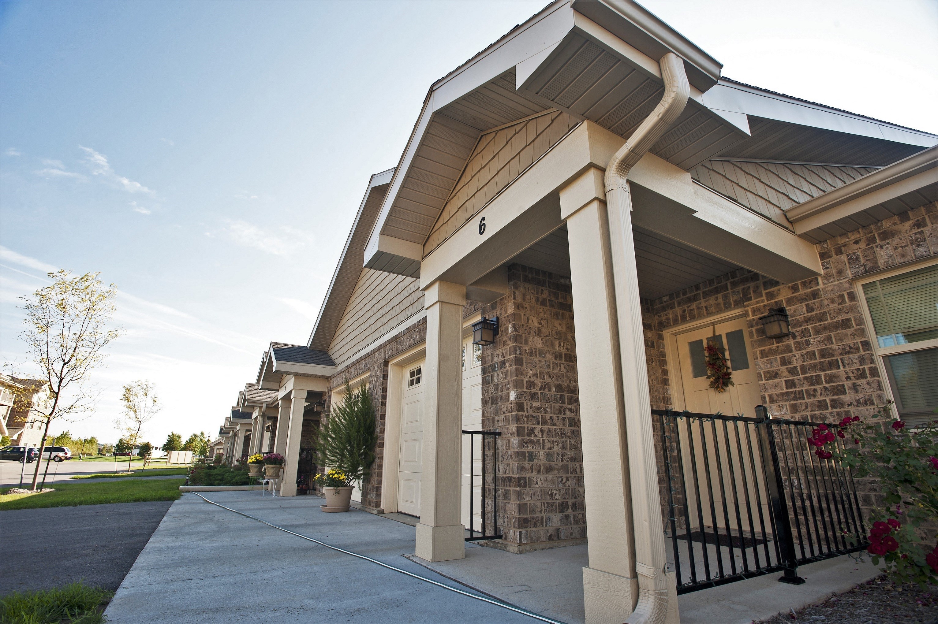 Lynndale Village Apartments, 3761 N. White Hawk Drive, Appleton, WI